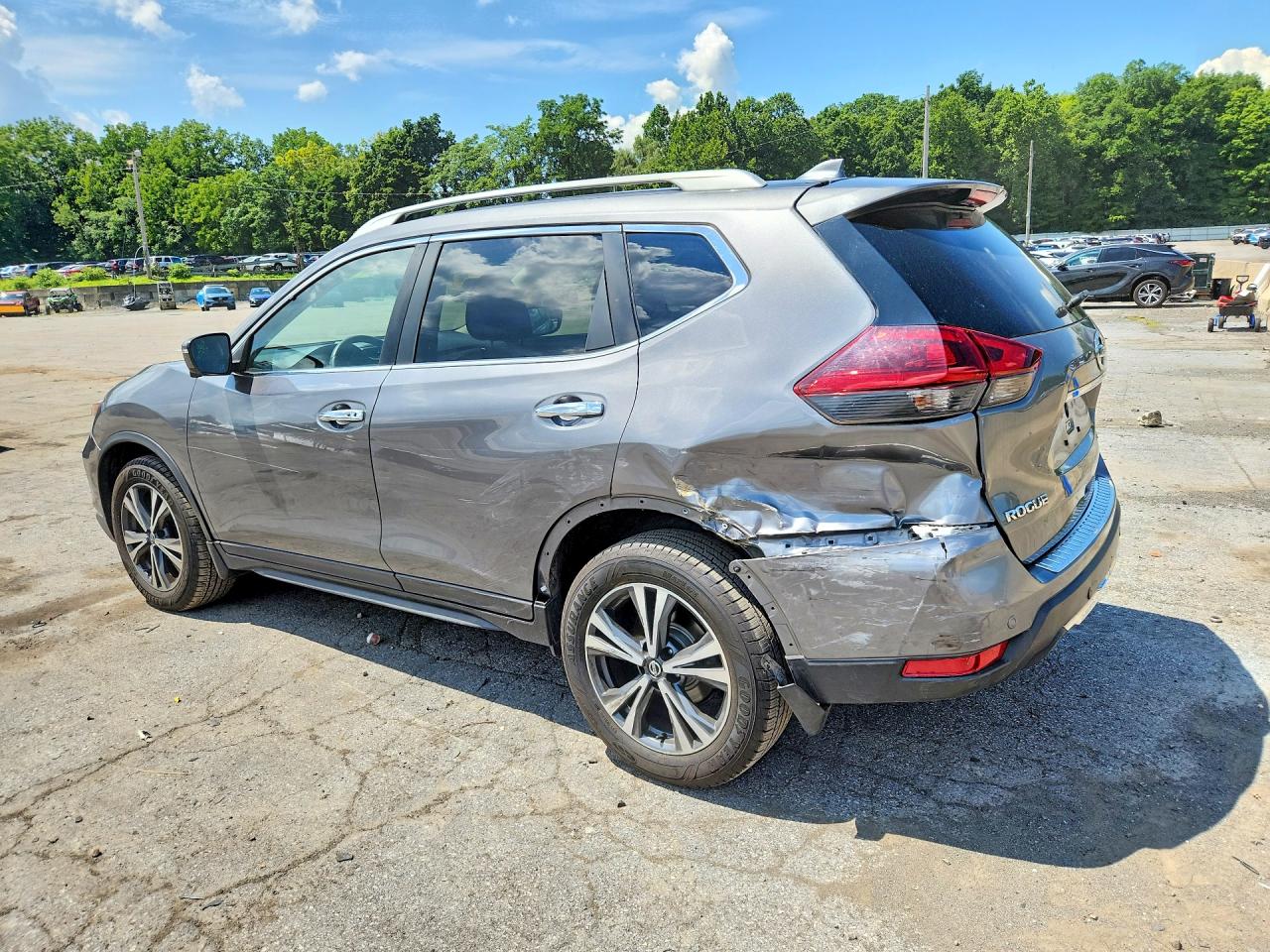 2019 NISSAN ROGUE SV — снимка 2