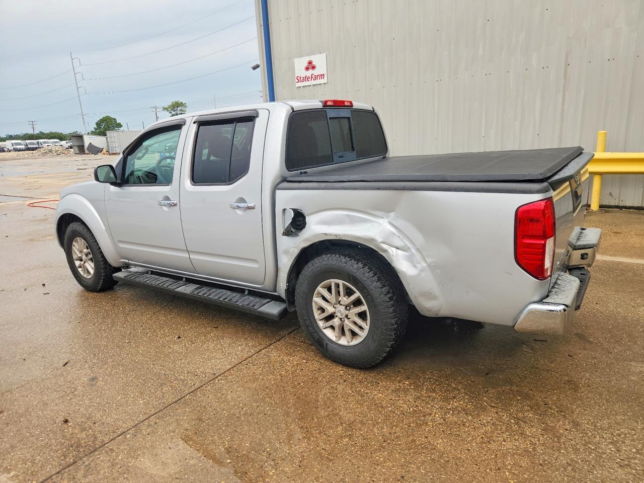 2016 NISSAN FRONTIER SV — снимка 2
