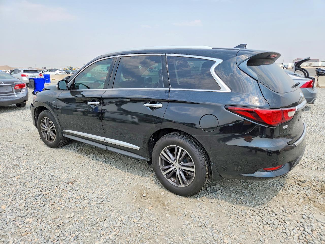 2017 INFINITI QX60 BASE — снимка 2