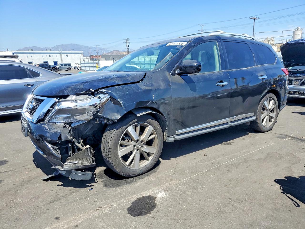 2015 NISSAN PATH FINDE