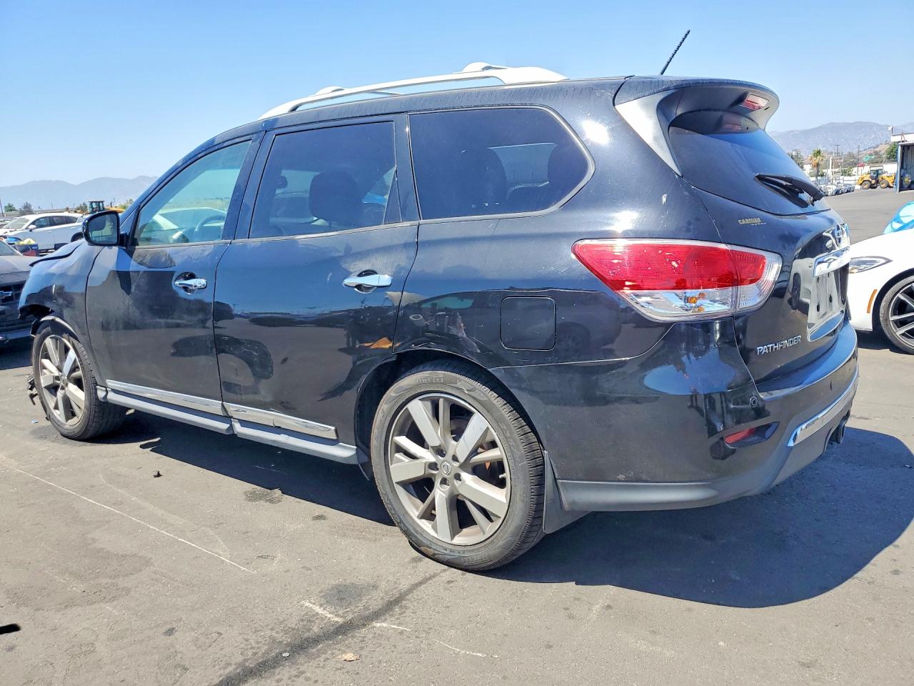 2015 NISSAN PATH FINDE — снимка 2