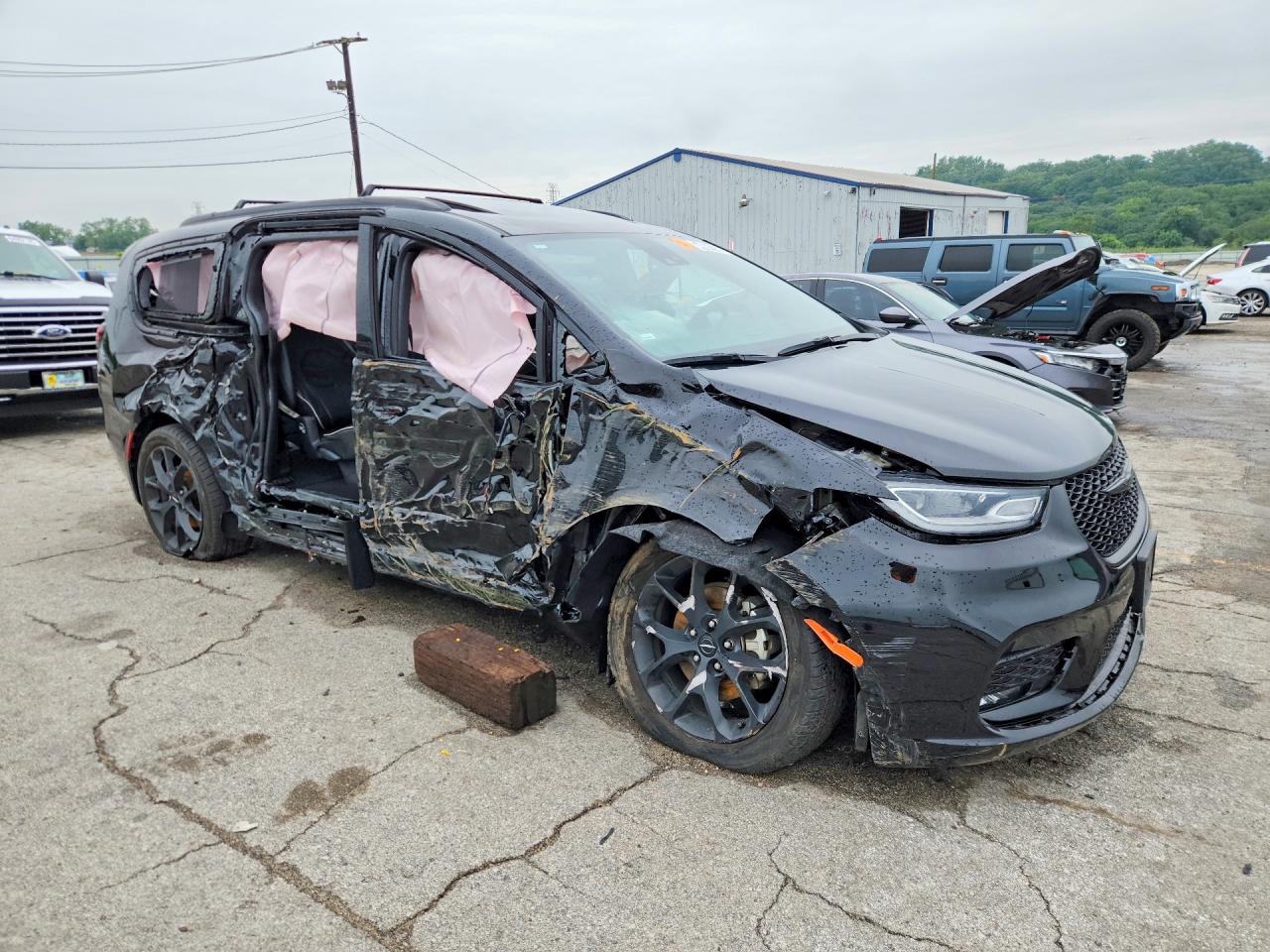 2025 CHRYSLER PACIFICA LIMITED — снимка 4
