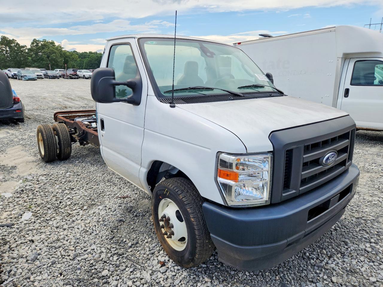 2024 FORD ECONOLINE E350 SUPER DUTY CUTAWAY VAN — снимка 4