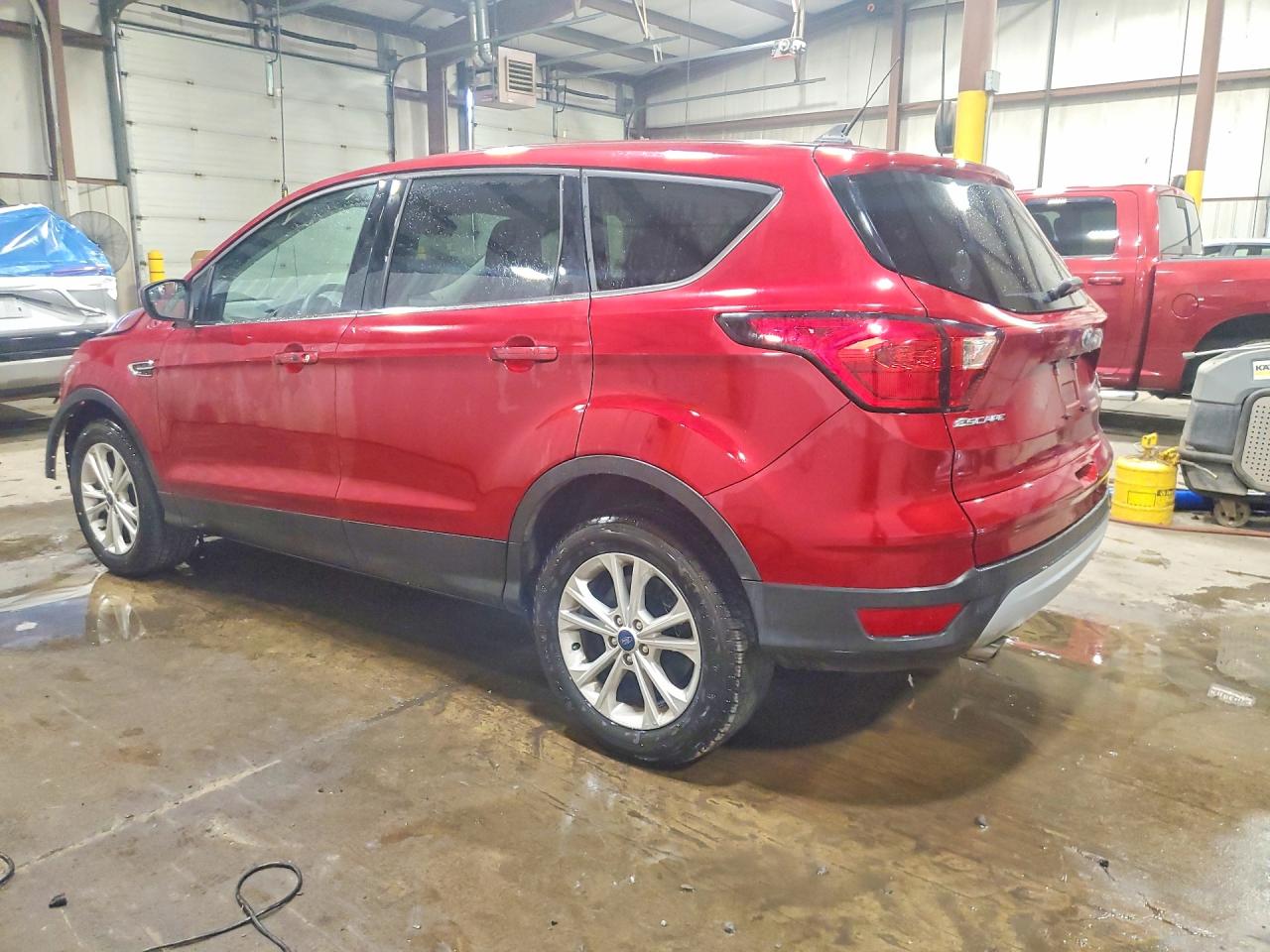 2019 FORD ESCAPE SE — снимка 2