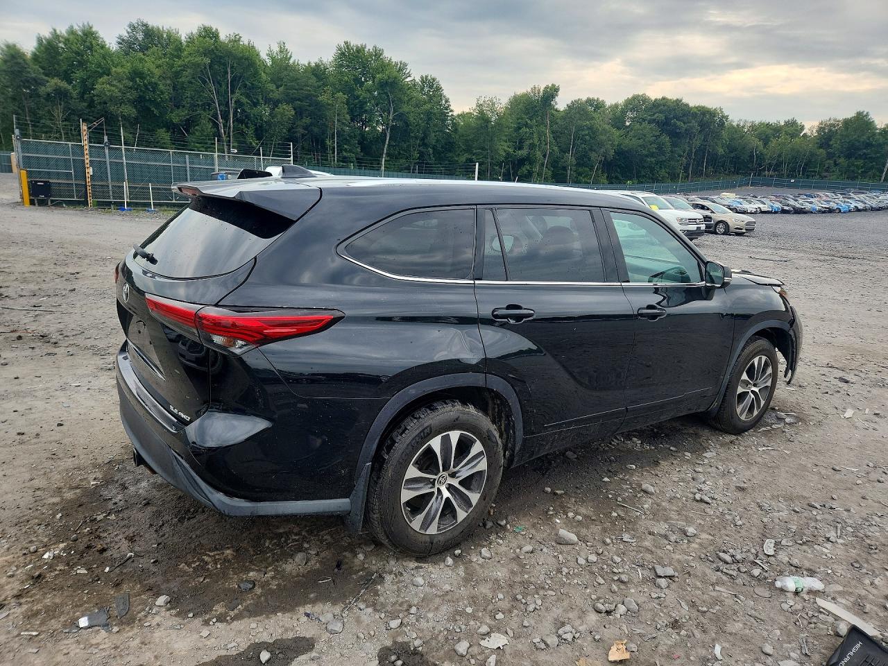 2020 TOYOTA HIGHLANDER XLE — снимка 3