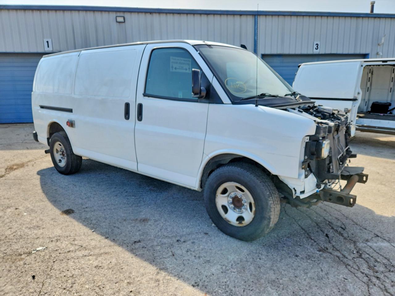 2017 CHEVROLET EXPRESS G2500 — снимка 4