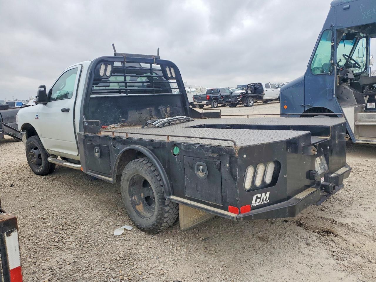 2023 RAM 3500 — снимка 2