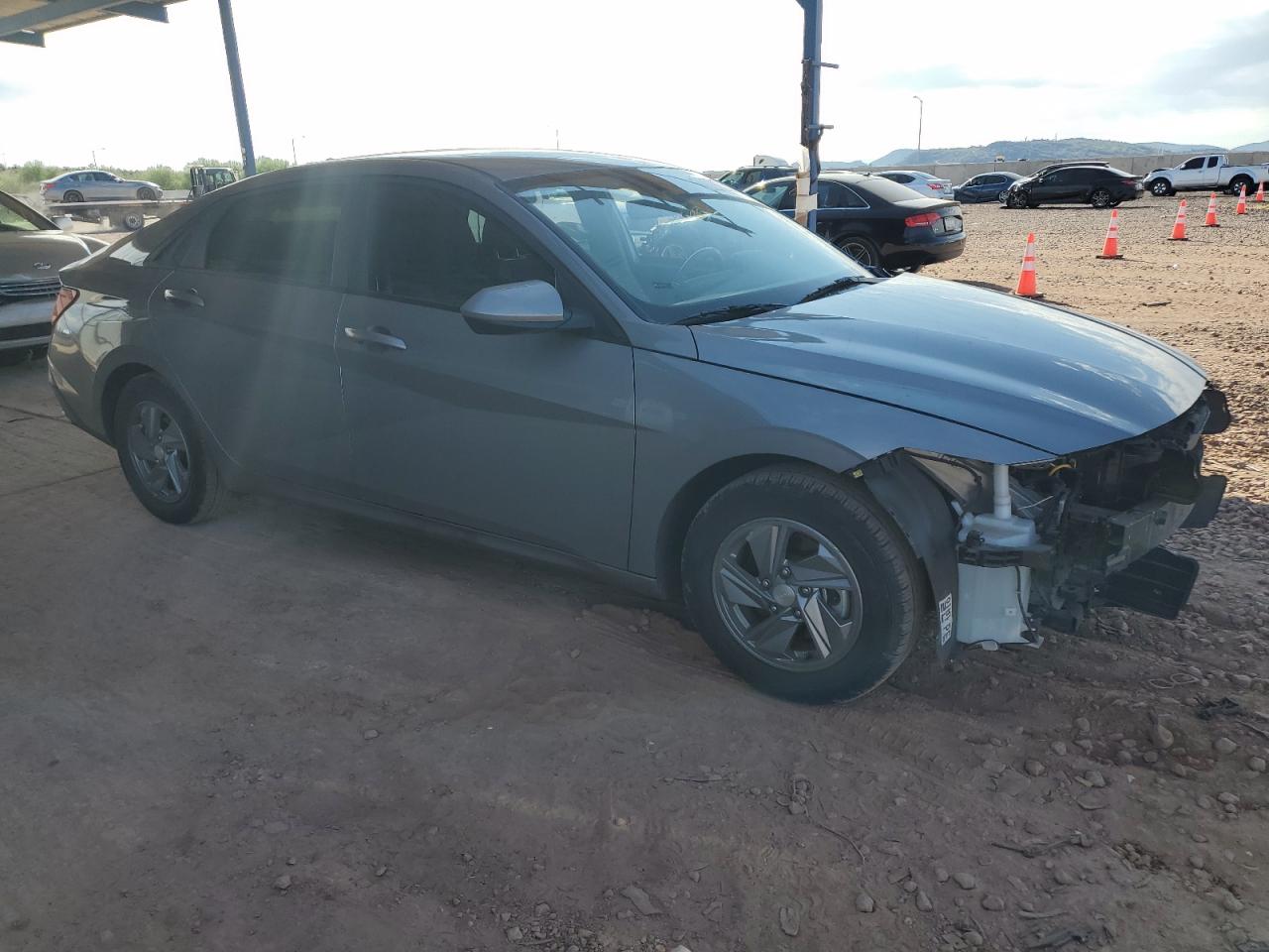 2025 HYUNDAI ELANTRA SE — снимка 4