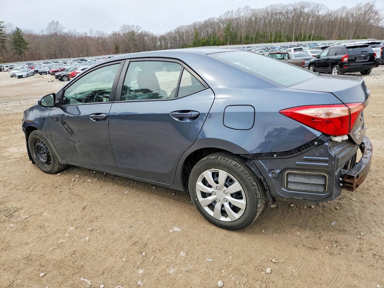 2017 TOYOTA COROLLA LE — снимка 2