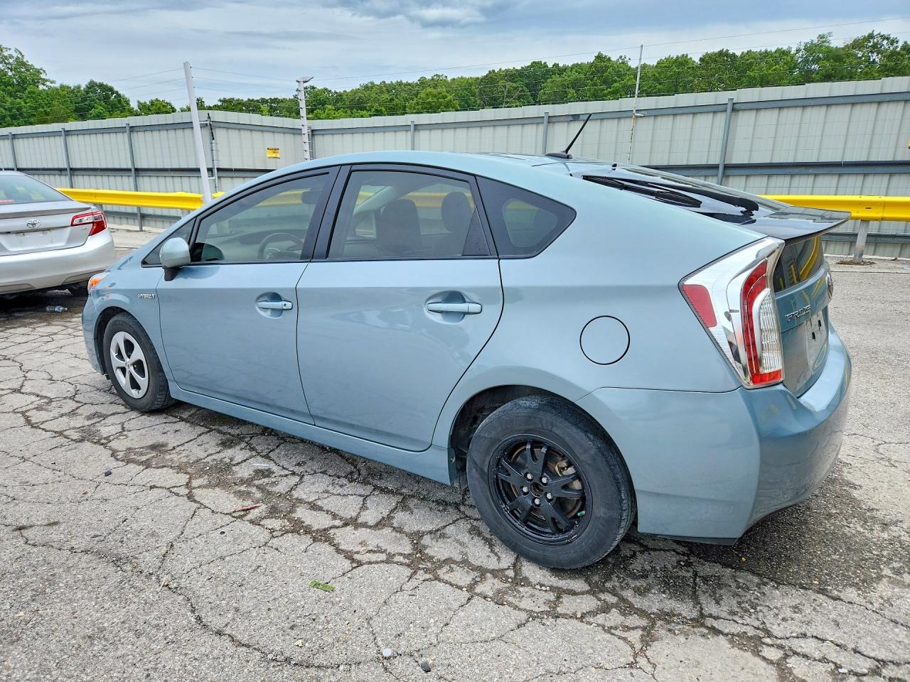 2015 TOYOTA PRIUS FOUR — снимка 2