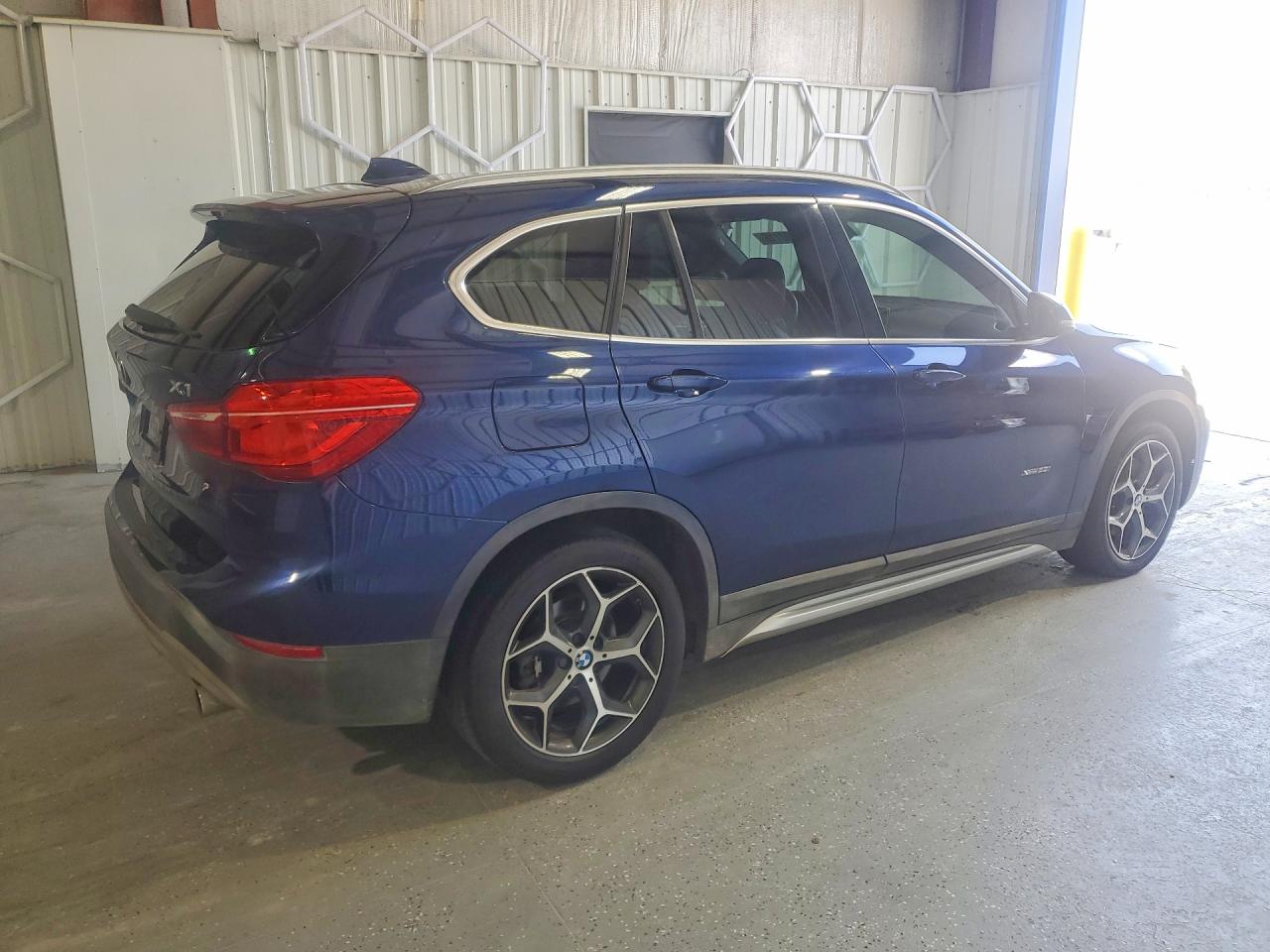 2018 BMW X1 XDRIVE28I — снимка 3
