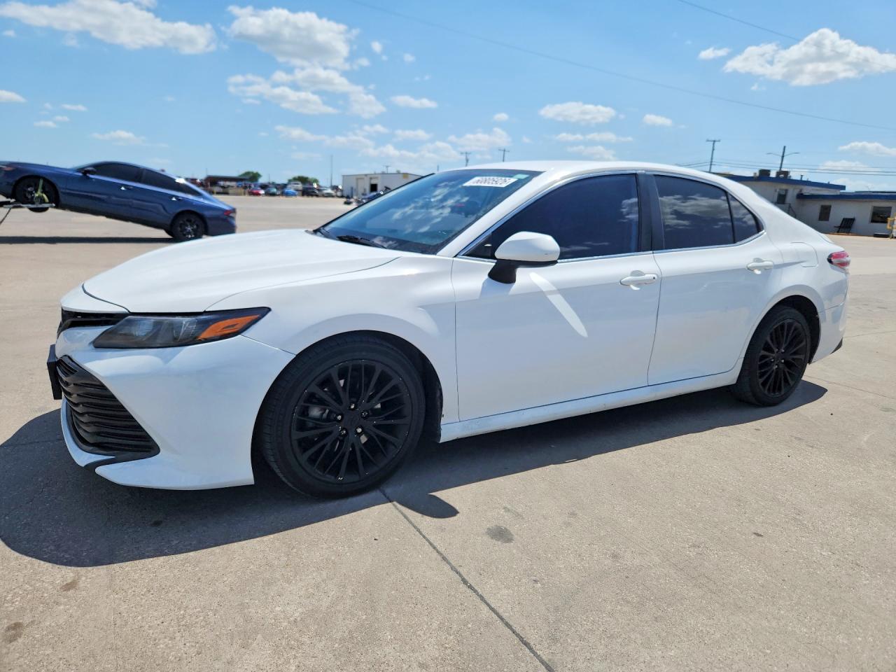 2019 TOYOTA CAMRY LE
