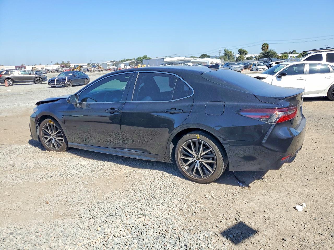 2022 TOYOTA CAMRY SE — снимка 2