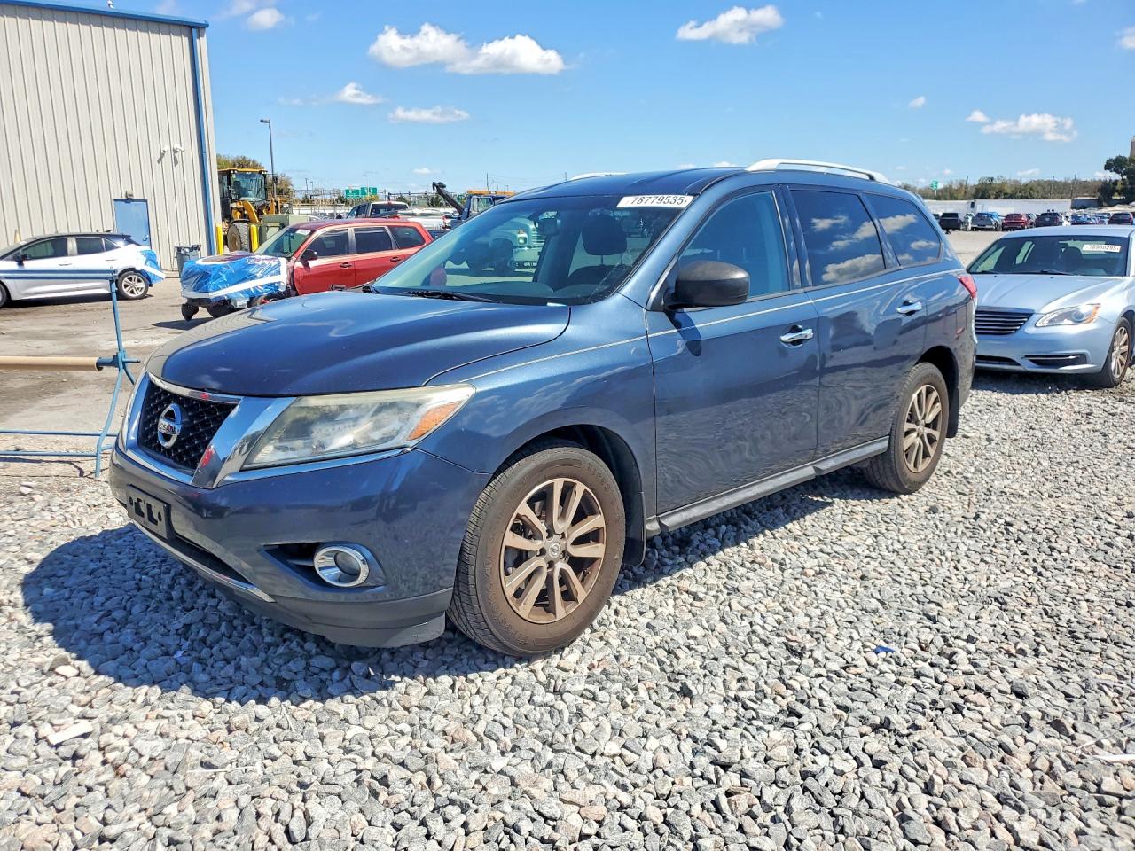 2015 NISSAN PATH FINDE