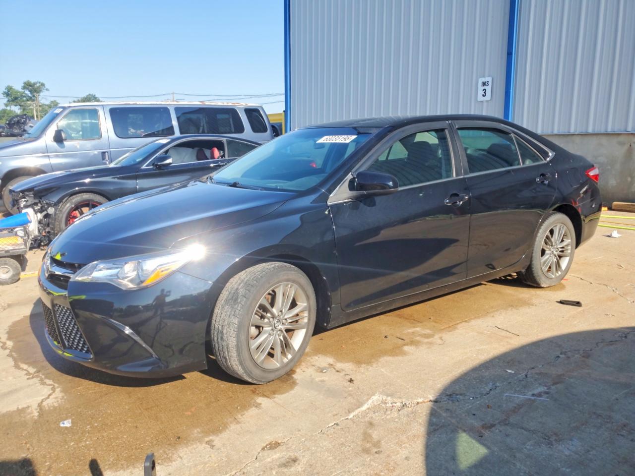 2016 TOYOTA CAMRY SE
