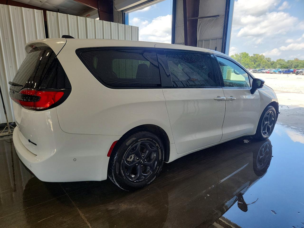 2024 CHRYSLER PACIFICA HYBRID SELECT — снимка 3
