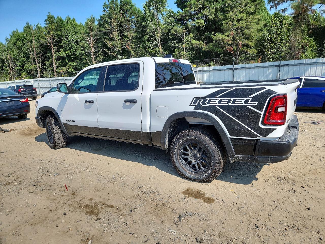 2026 RAM 1500 REBEL — снимка 2