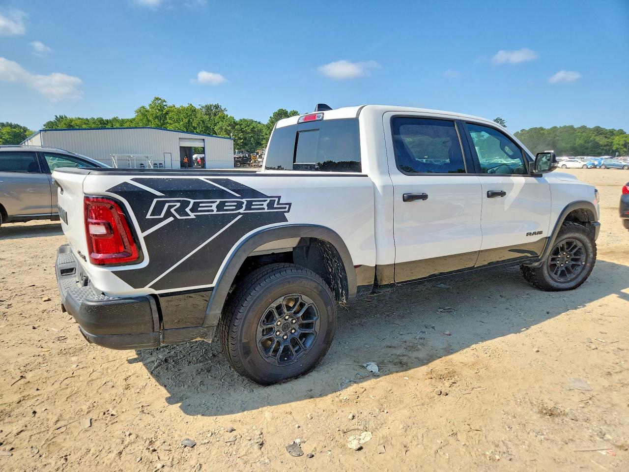 2026 RAM 1500 REBEL — снимка 3
