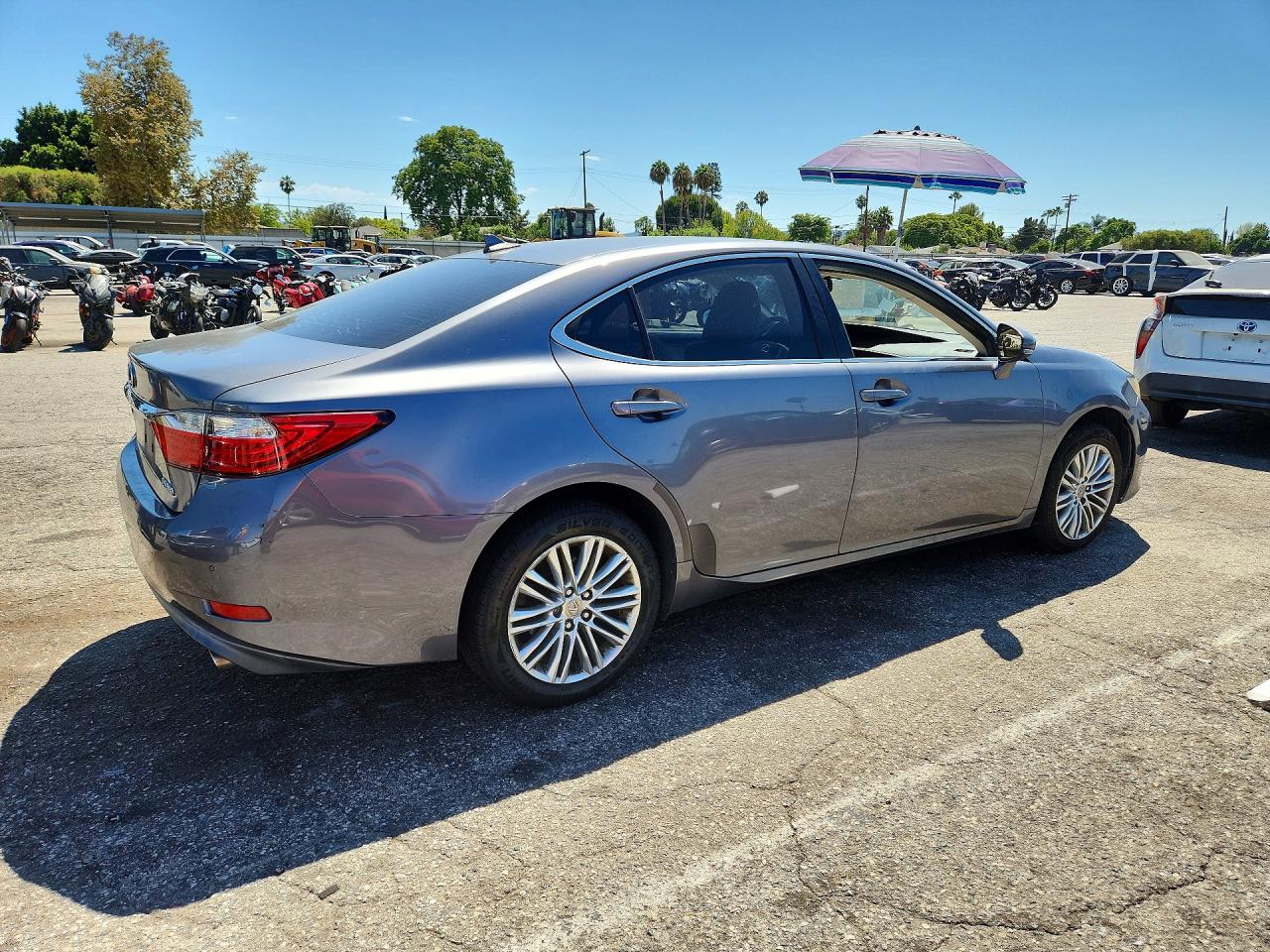 2013 LEXUS ES 350 — снимка 3