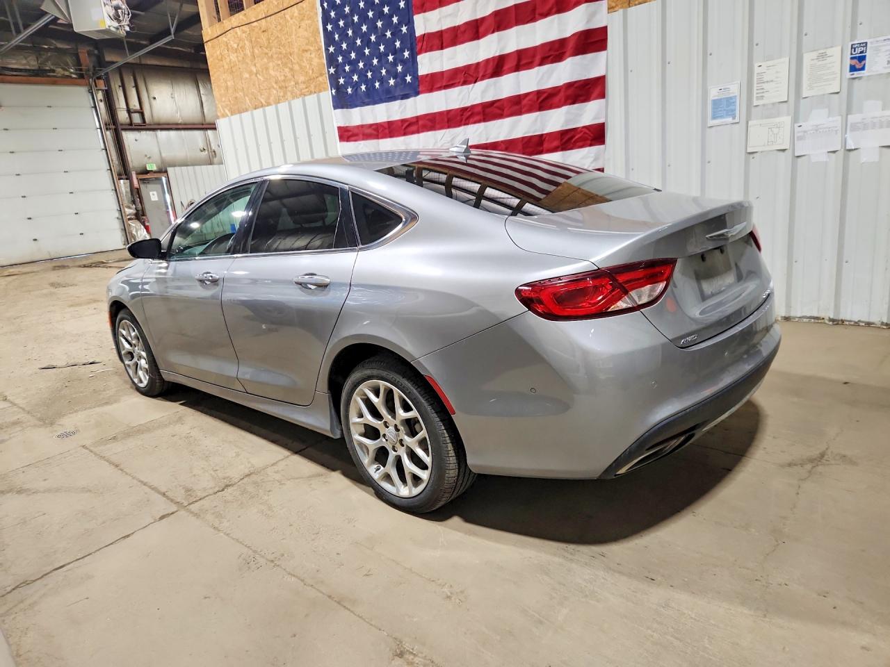 2015 CHRYSLER 200 C — снимка 2