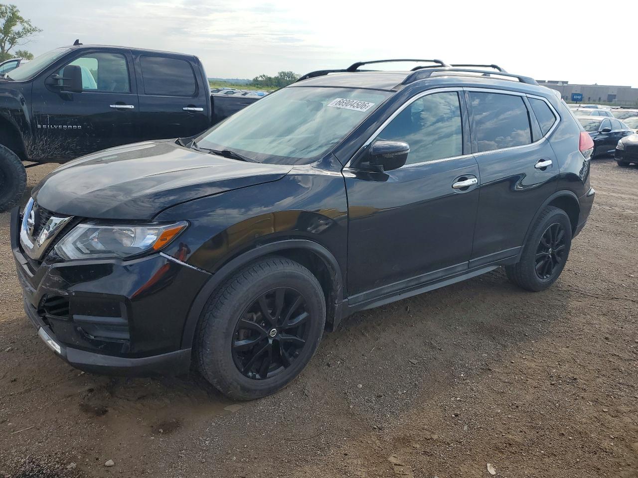 2017 NISSAN ROGUE SV