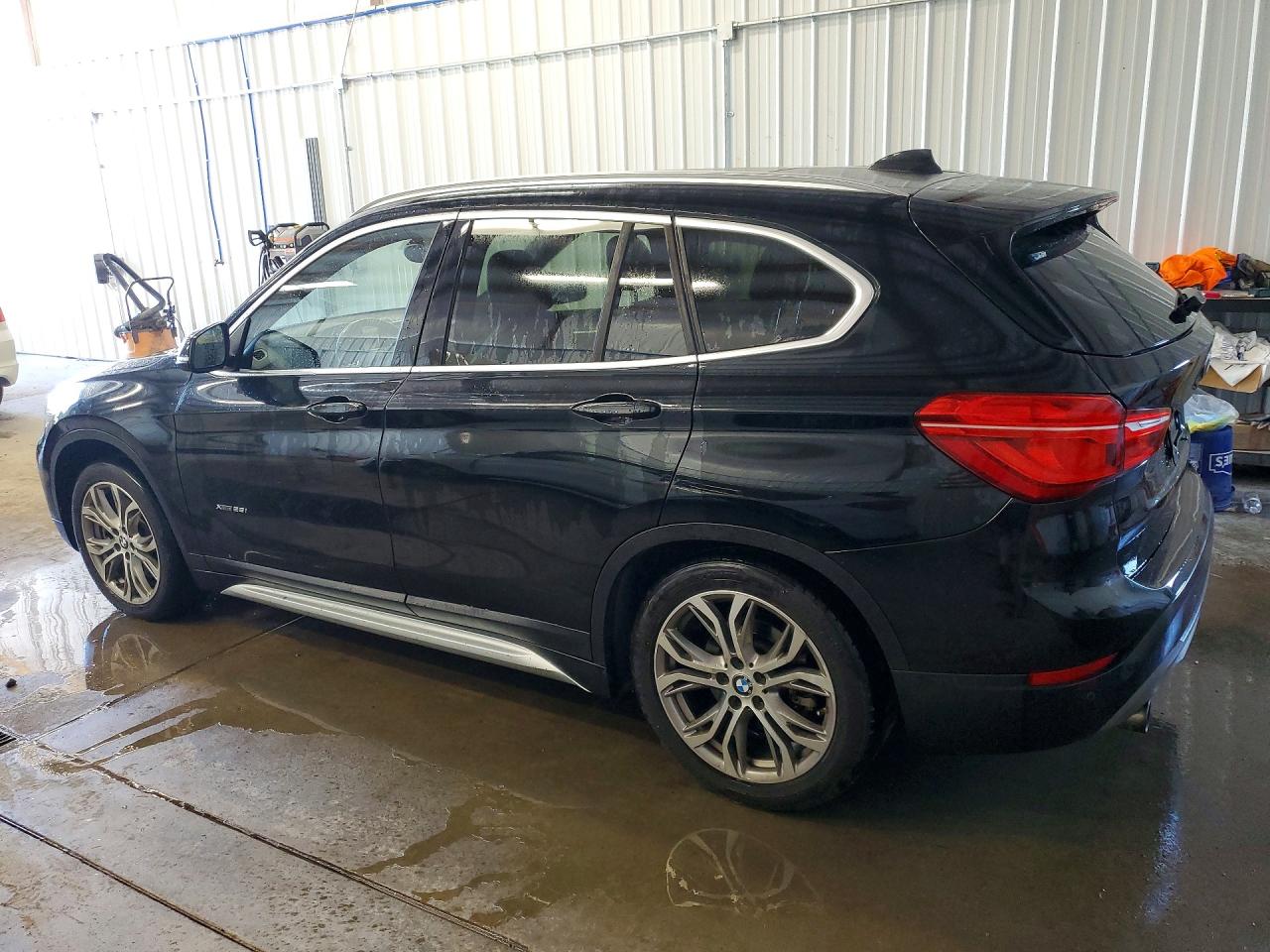 2017 BMW X1 XDRIVE28I — снимка 2