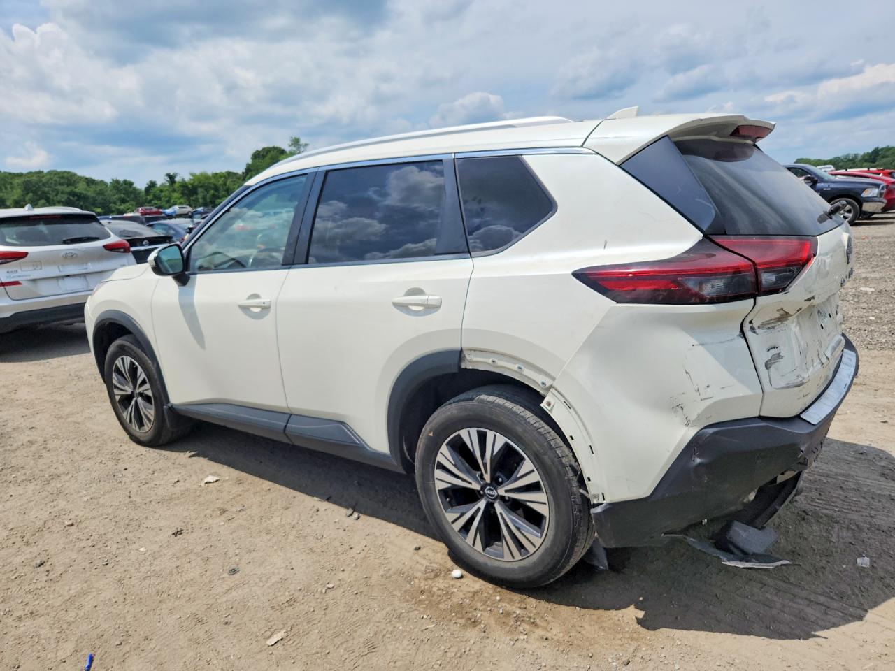 2022 NISSAN ROGUE SV — снимка 2