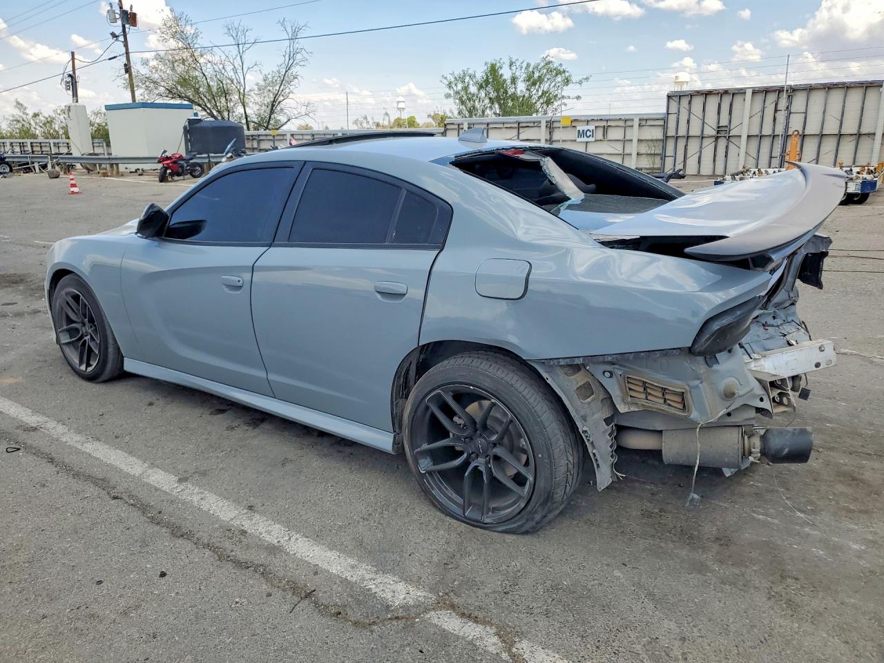 2022 DODGE CHARGER R/T — снимка 2