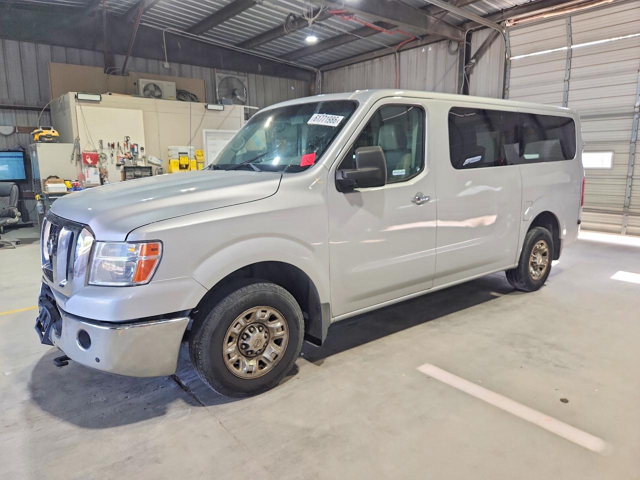2016 NISSAN NV 3500 HD SL