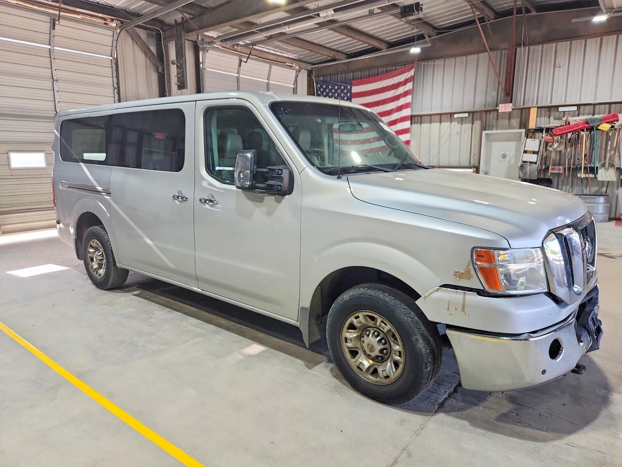 2016 NISSAN NV 3500 HD SL — снимка 4