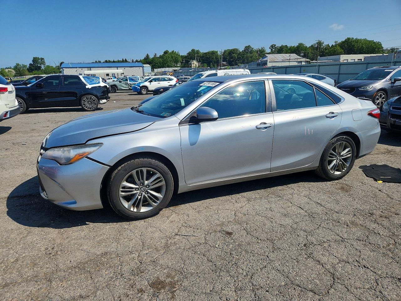 2017 TOYOTA CAMRY SE