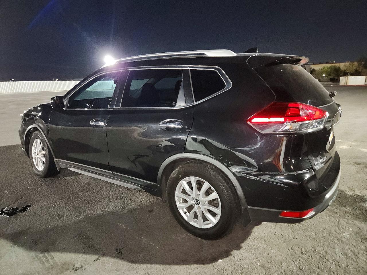 2018 NISSAN ROGUE SV — снимка 2