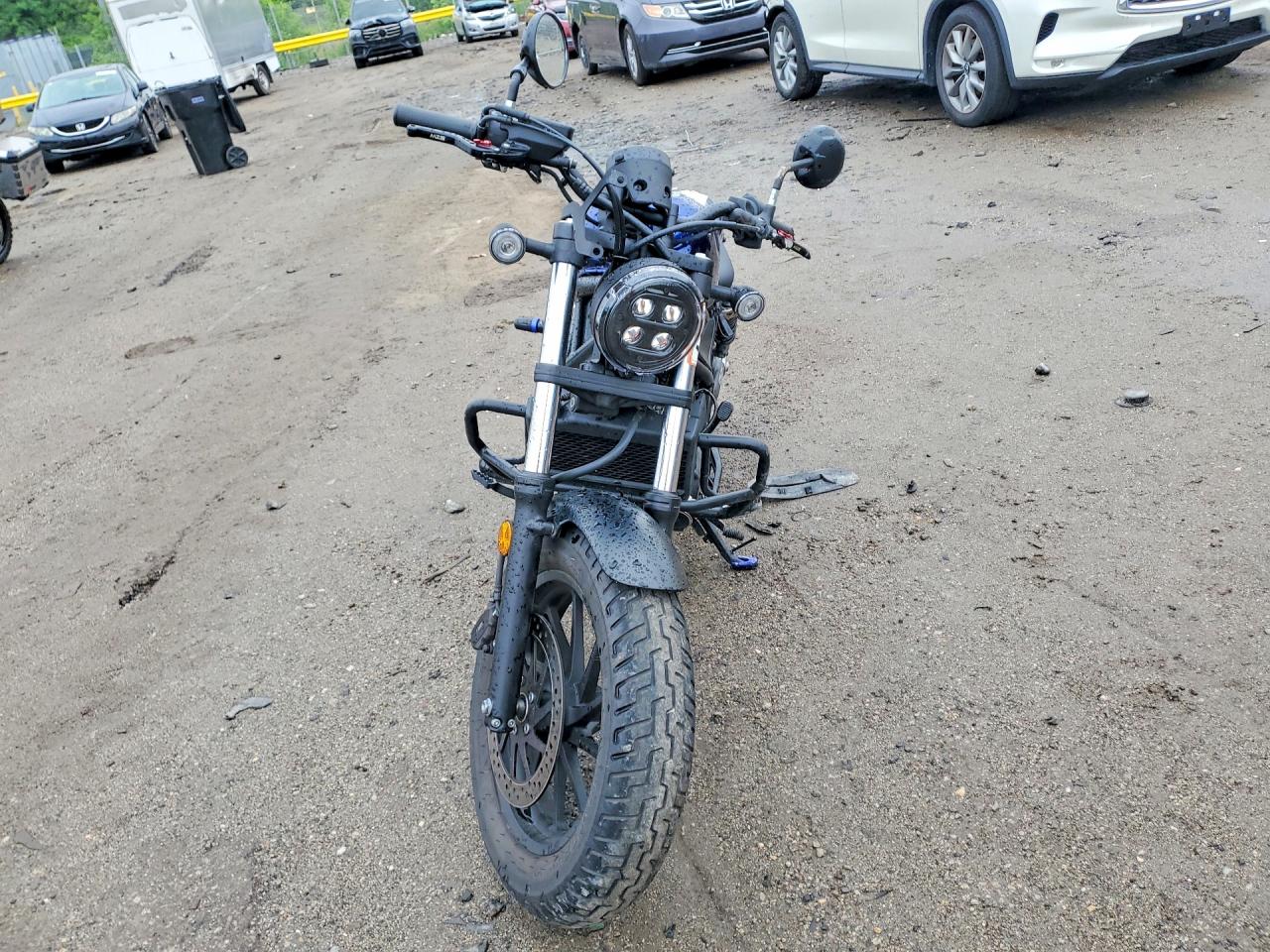 2022 HONDA CMX300 — снимка 2