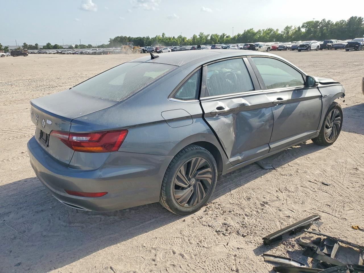 2019 VOLKSWAGEN JETTA SEL PREMIUM — снимка 3