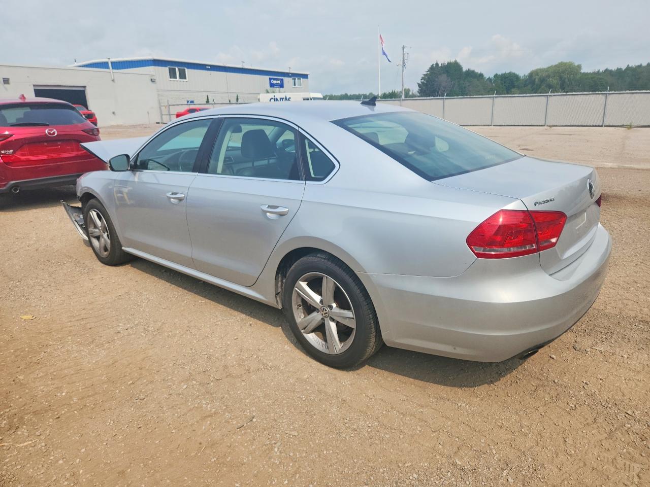 2015 VOLKSWAGEN PASSAT SE — снимка 2