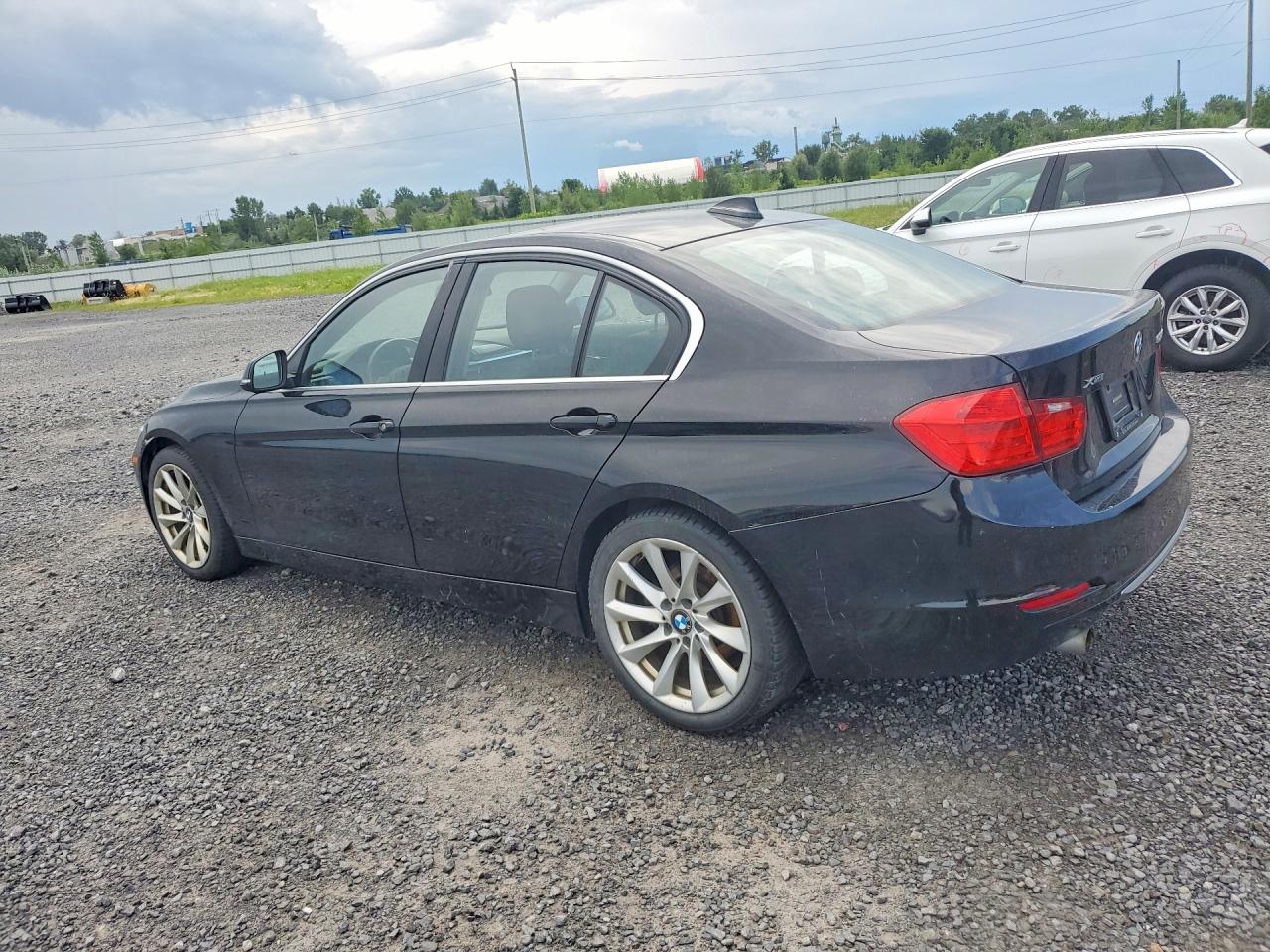 2014 BMW 320 I XDRIVE — снимка 2