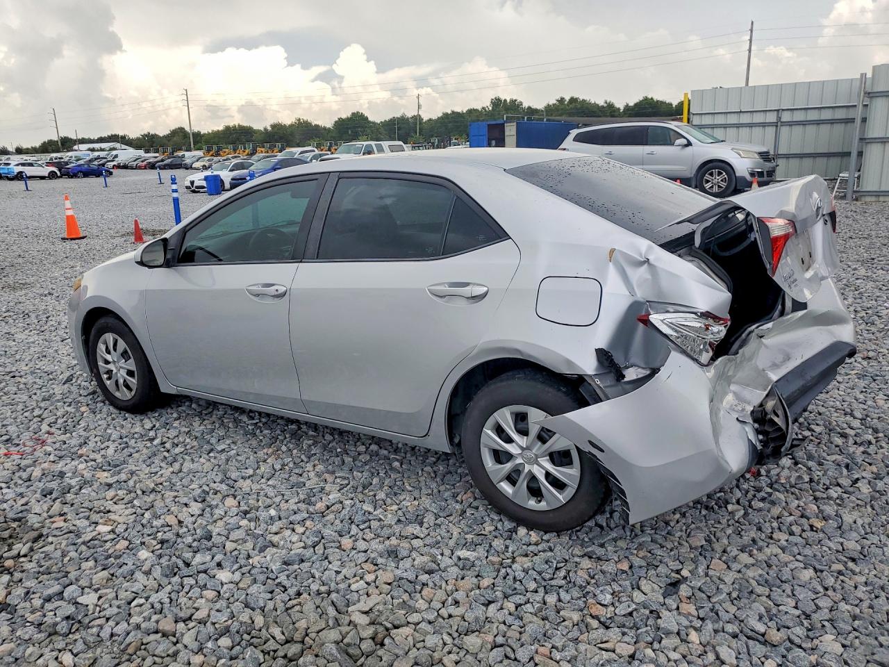 2015 TOYOTA COROLLA L — снимка 2