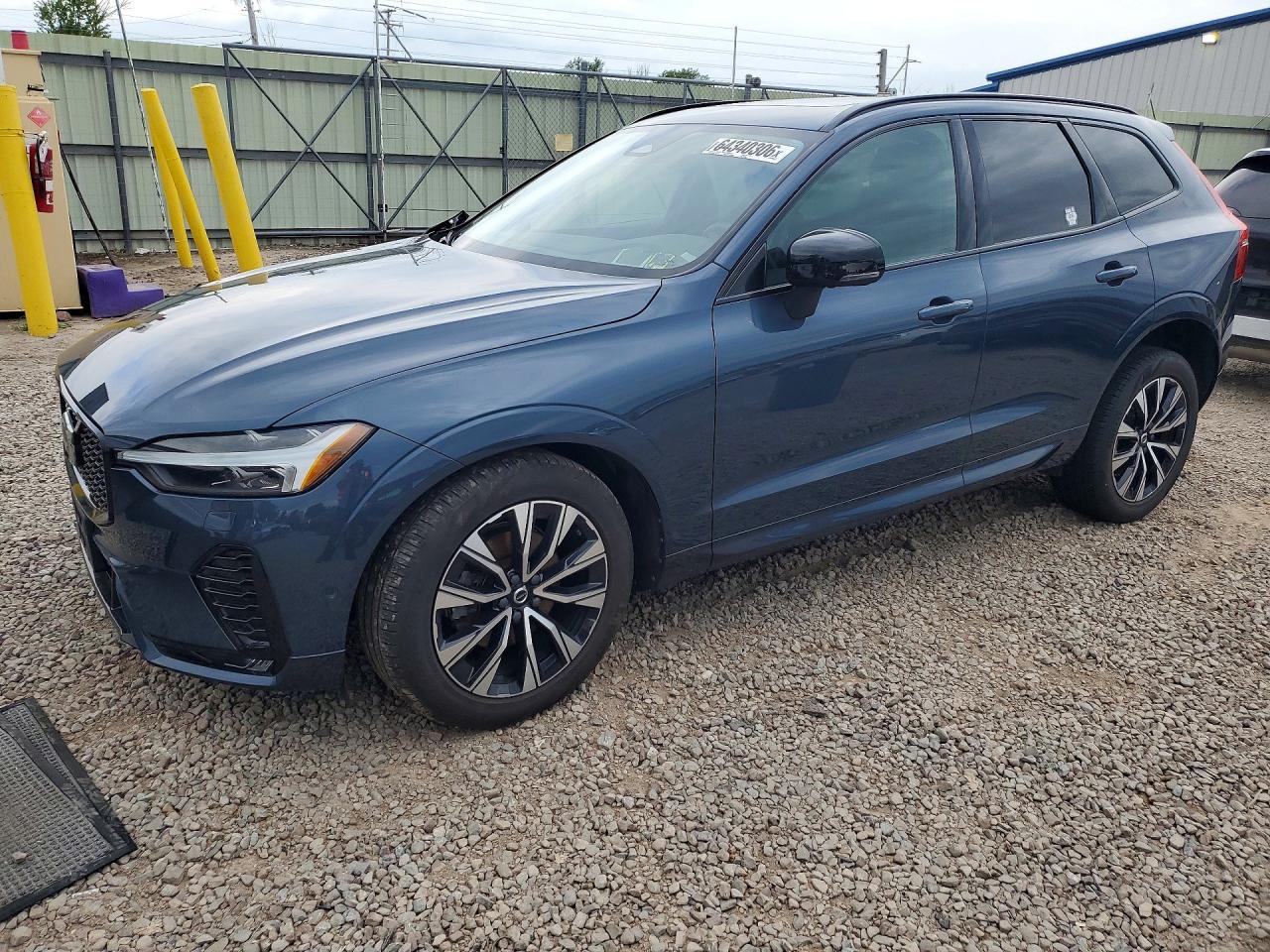 2023 VOLVO XC60 PLUS