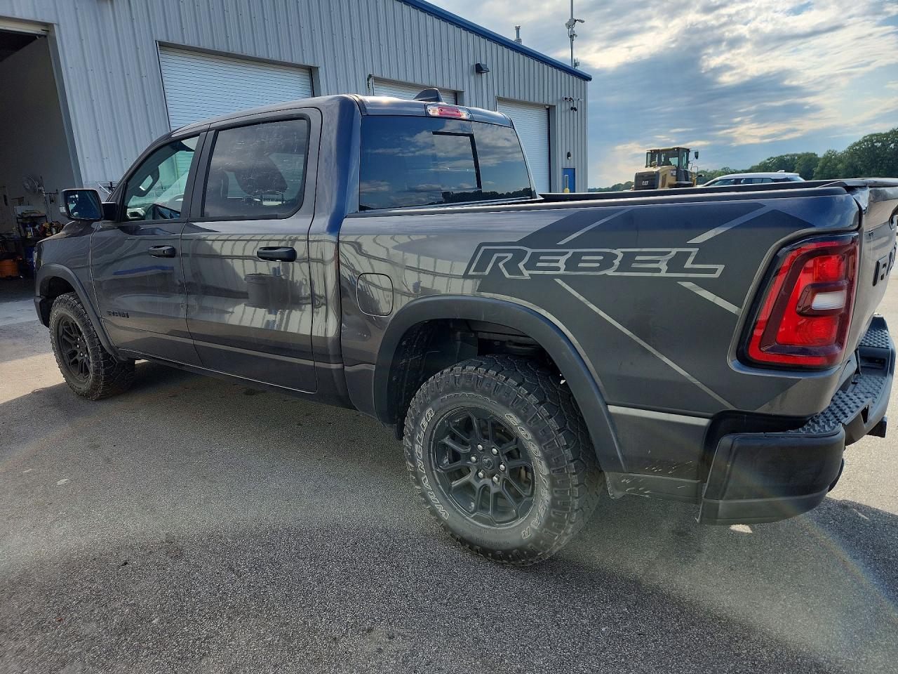 2026 RAM 1500 REBEL — снимка 2