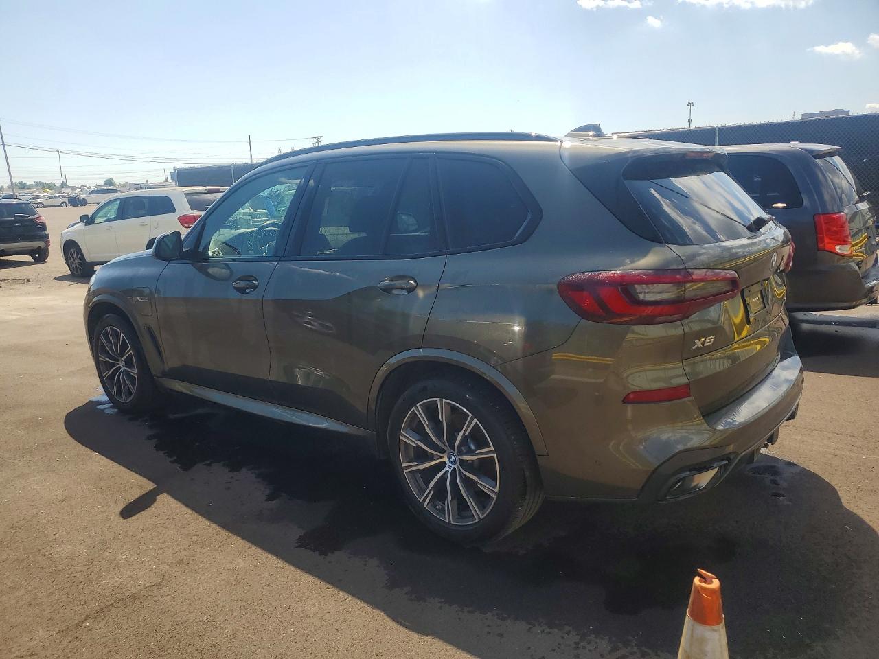 2023 BMW X5 XDRIVE45E — снимка 2