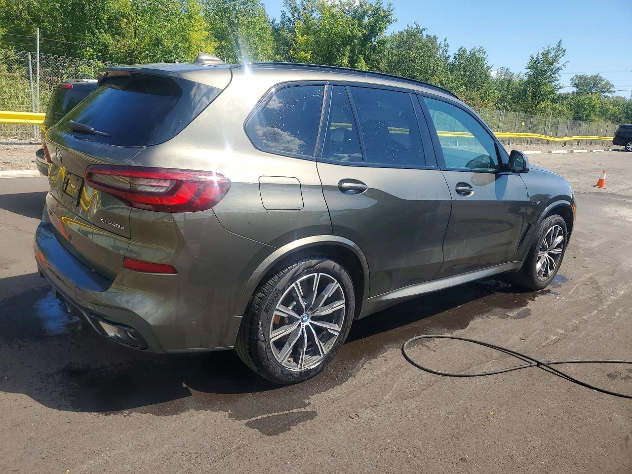 2023 BMW X5 XDRIVE45E — снимка 3