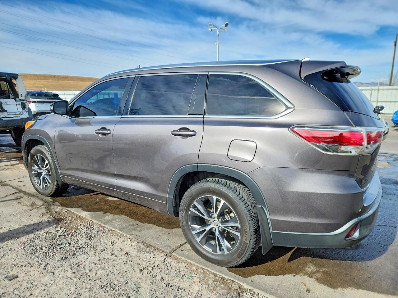 2016 TOYOTA HIGHLANDER XLE — снимка 2