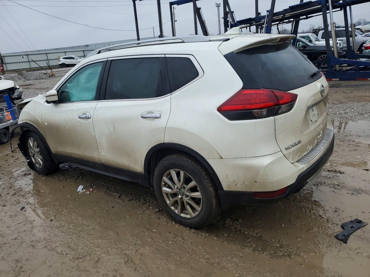 2017 NISSAN ROGUE SV — снимка 2
