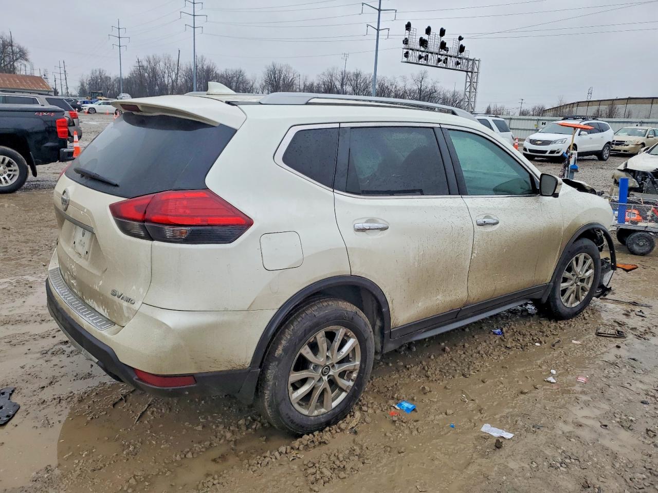 2017 NISSAN ROGUE SV — снимка 3