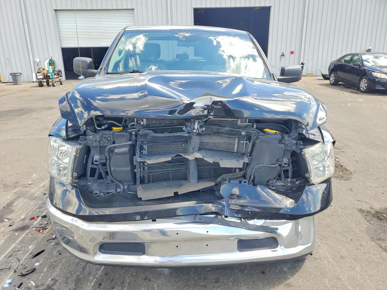 2021 RAM 1500 CLASSIC SLT — снимка 5
