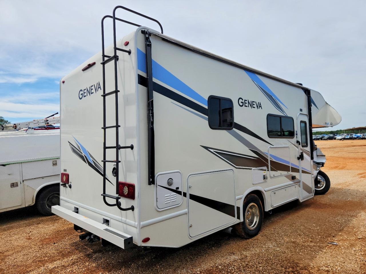 2023 FORD UNKNOWN E450 SUPER DUTY CUTAWAY VAN — снимка 4