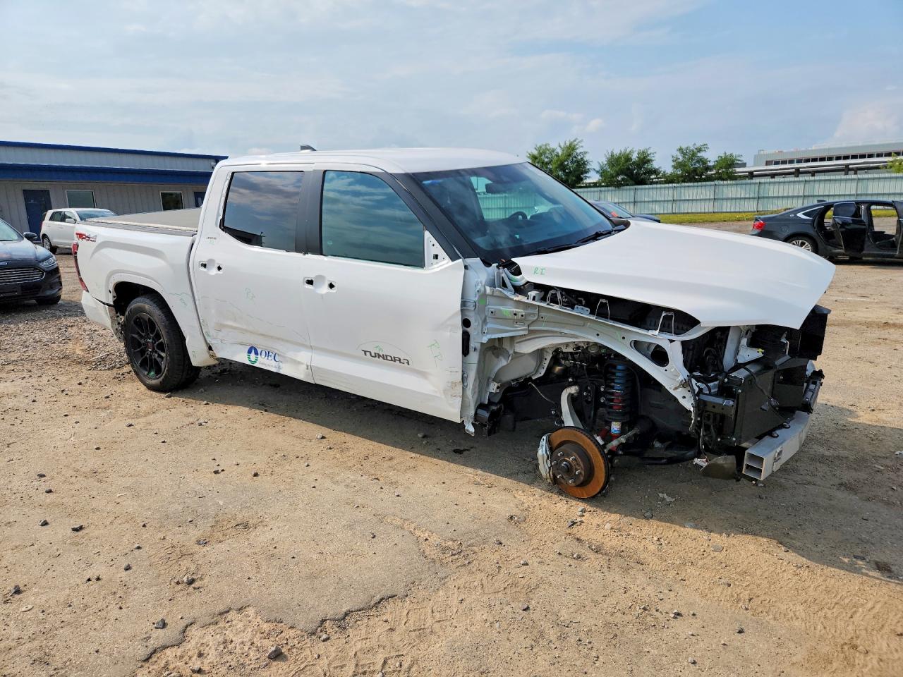 2025 TOYOTA TUNDRA LIMITED — снимка 4