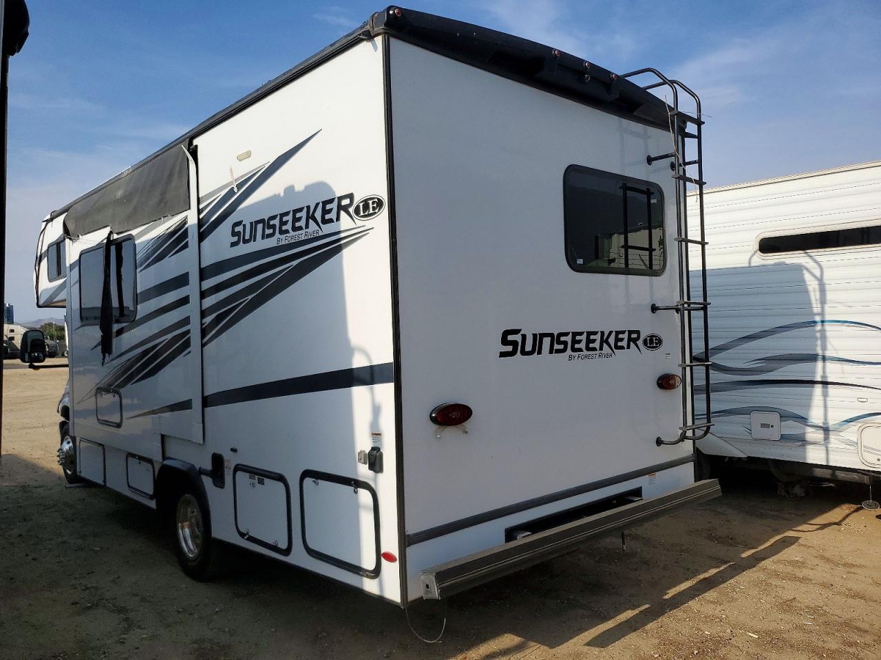2023 FORD ECONOLINE E450 SUPER DUTY CUTAWAY VAN — снимка 3