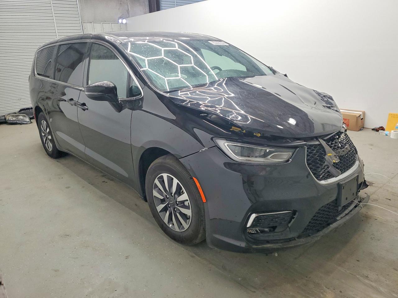 2025 CHRYSLER PACIFICA HYBRID SELECT — снимка 4