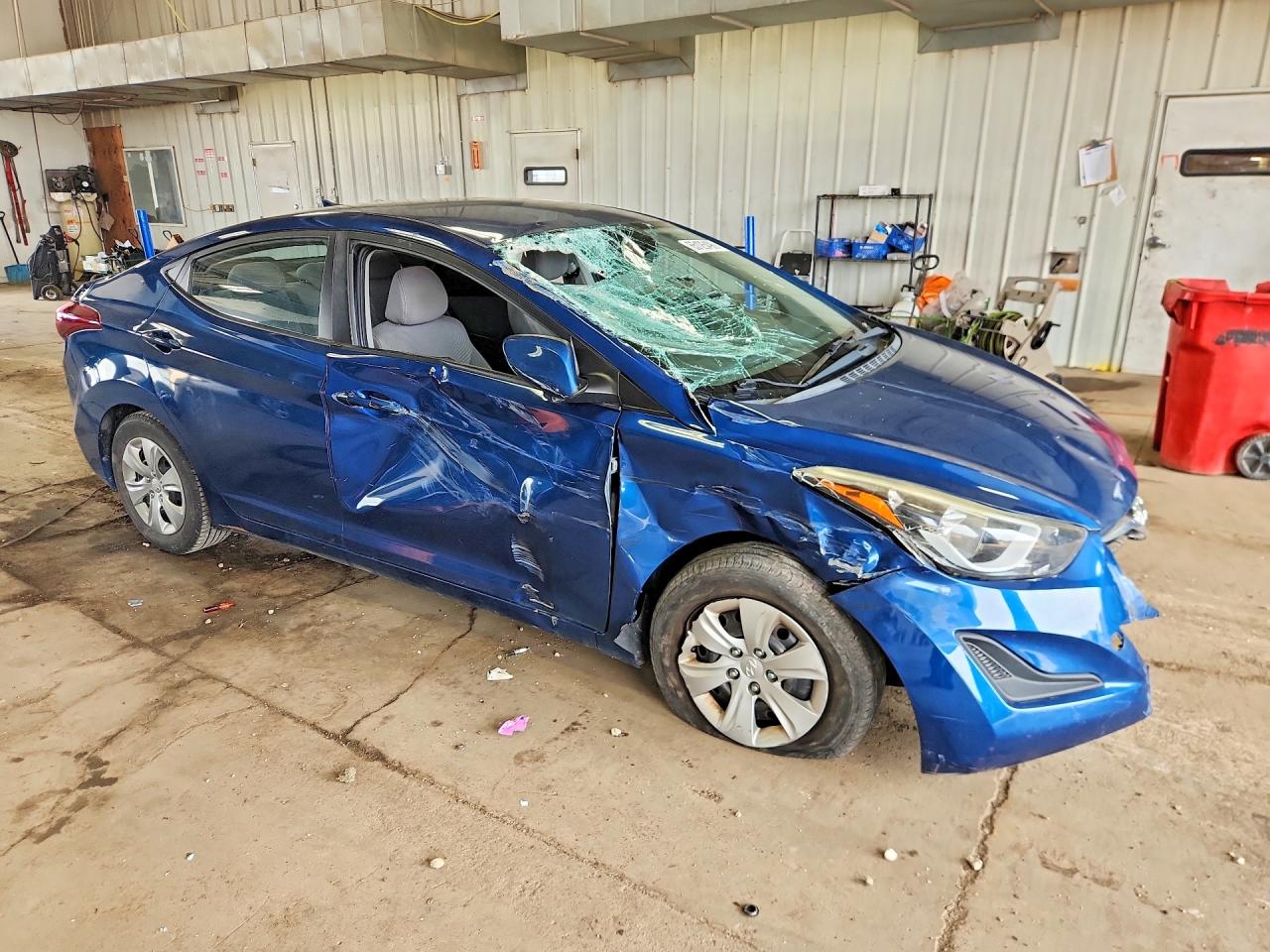 2016 HYUNDAI ELANTRA SE — снимка 4
